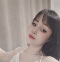 Emy - escort in Muscat