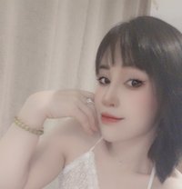 Emy - escort in Muscat