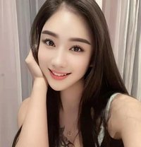 Emylia - escort in Singapore