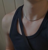 Yassin - Male escort in Tunis