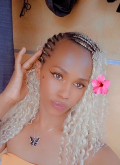 Enchantress - Acompañantes transexual in Nairobi Photo 2 of 8
