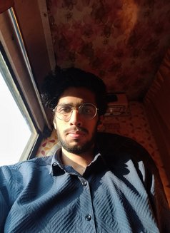 Energetic Pleasure Provider - Male escort in Bangalore Photo 2 of 2