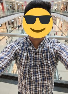 Energetic Young Bull(No Money Involved) - Male escort in Bangalore Photo 1 of 3