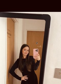 Enevela - puta in Dubai Photo 19 of 21