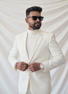 Lifestyle and wellness coach - Acompañantes masculino in New Delhi Photo 1 of 7