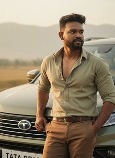 Lifestyle and wellness coach - Acompañantes masculino in New Delhi Photo 5 of 7