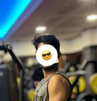 Engineer Tom - Acompañantes masculino in Pune