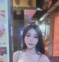 English and Chinese Speaking Jenny - escort in Taipei