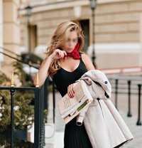 English Mistress Mrs Robinson - escort in London