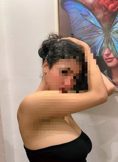 Engyahmed - escort in Cairo Photo 3 of 5