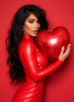 İvana—XXL-Serbia - Transsexual escort in İstanbul Photo 18 of 19