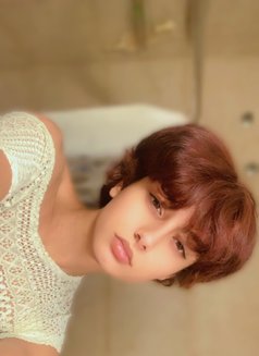 Enjel - Male escort in Beirut Photo 11 of 17