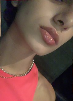 Enjel - Male escort in Beirut Photo 14 of 17