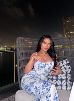 Enjoy - Transsexual escort in Abu Dhabi Photo 1 of 11