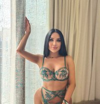 Enjoy - Transsexual escort in Abu Dhabi