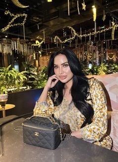 Enjoy - Transsexual escort in Abu Dhabi Photo 20 of 21
