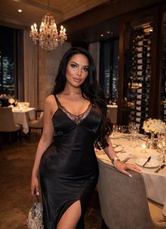 Enjoy - Transsexual escort in Abu Dhabi Photo 25 of 25