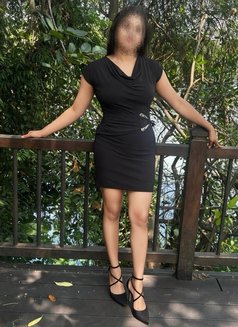 Enjoy the Best Time With Windi - escort in Colombo Photo 2 of 7