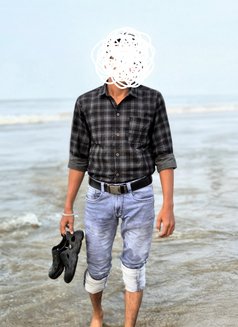 Enjoy This Vaccation With Akash - Masajista in Kolkata Photo 5 of 8