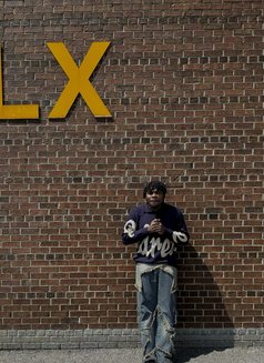 Enny - Male escort in Toronto Photo 3 of 4