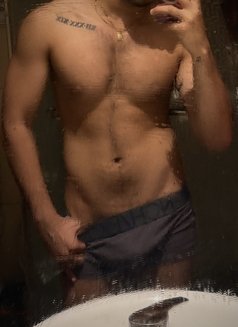 Enrique ur Hot Boy ViP’s Only - Acompañantes masculino in Dubai Photo 13 of 13