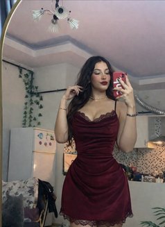 Enru - escort in Riyadh Photo 2 of 6