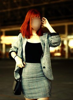 Eny - escort in Lisbon Photo 6 of 7