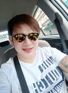 Enzo - Male escort in Manila Photo 10 of 13