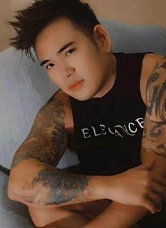 Enzo - Male escort in Manila Photo 13 of 13