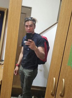 Enzo - Male escort in Tokyo Photo 1 of 7