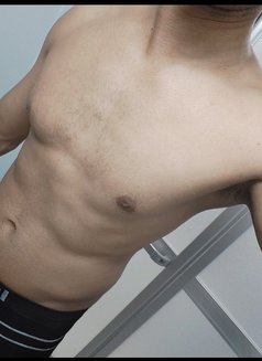 Era119 - Male escort in Yokohama Photo 2 of 5