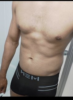 Era119 - Male escort in Yokohama Photo 3 of 5