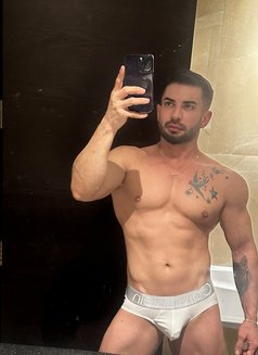 Eren HotBoy - Male escort in İstanbul Photo 3 of 7