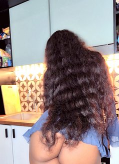 Erica - escort in Dubai Photo 5 of 7