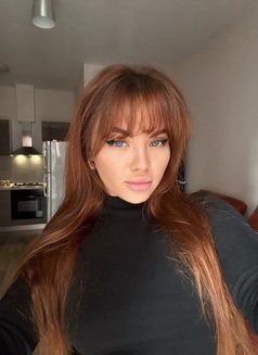 Erica - puta in Beirut Photo 8 of 14