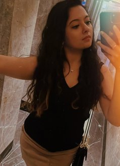 Erica Singhania independent - escort in Mumbai Photo 1 of 4