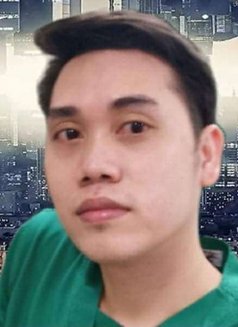 Erick - Male escort in Manila Photo 1 of 2