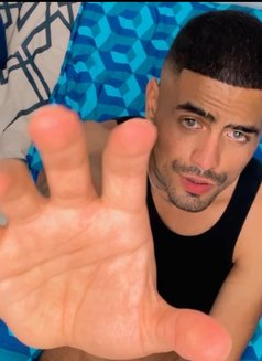 Erick - Male escort in Bayonne Photo 11 of 11