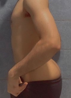 Erik For Women & Couples & Mistress - Acompañantes masculino in Dubai Photo 14 of 18