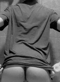 Erik For Women & Couples & Mistress - Acompañantes masculino in Dubai Photo 13 of 16