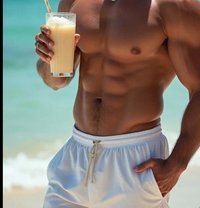 Erik - Male escort in Abu Dhabi