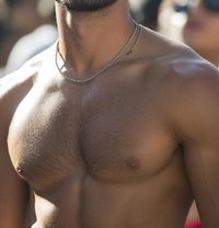 Erik - Male escort in Abu Dhabi