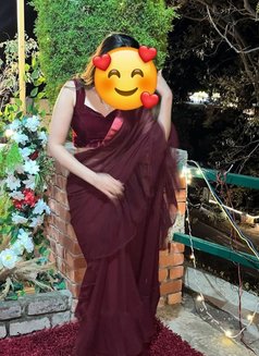 Erik - escort in Doha Photo 5 of 7