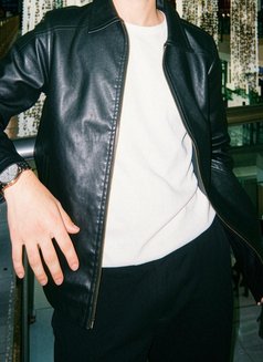 Erik S - Acompañantes masculino in Dubai Photo 1 of 10