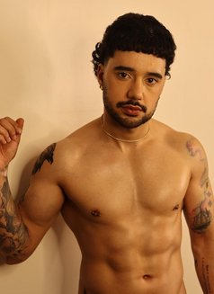 Erik Tantric Experience - masseur in London Photo 1 of 5
