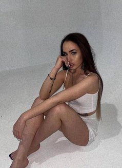 Erika - escort in Ko Samui Photo 3 of 9