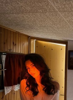 ERIKA Russian Now In Jaipur - adult performer in Jaipur Photo 3 of 7