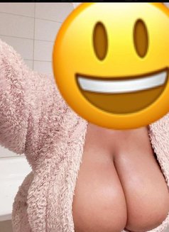 Erima the squiter(cam&realmeet) - escort in Candolim, Goa Photo 6 of 10