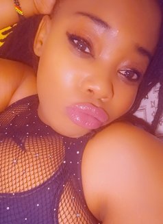 Erima the squiter(cam&realmeet) - puta in Chennai Photo 2 of 19