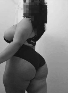 Erima the squiter(cam&realmeet) - puta in Chennai Photo 10 of 19